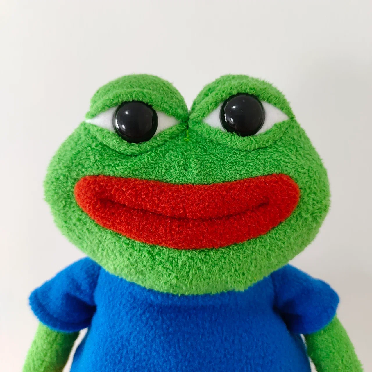 Plush Pepe NFT: обзор самой редкой коллекции Telegram